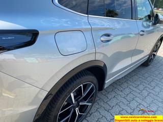 VOLKSWAGEN Tiguan usata, con Sensori di parcheggio posteriori