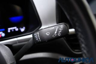 VOLKSWAGEN T-Roc usata, con Autoradio digitale