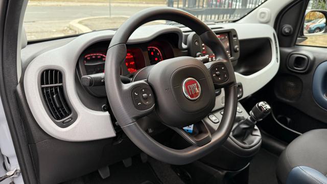 FIAT Panda Cross usata, con USB