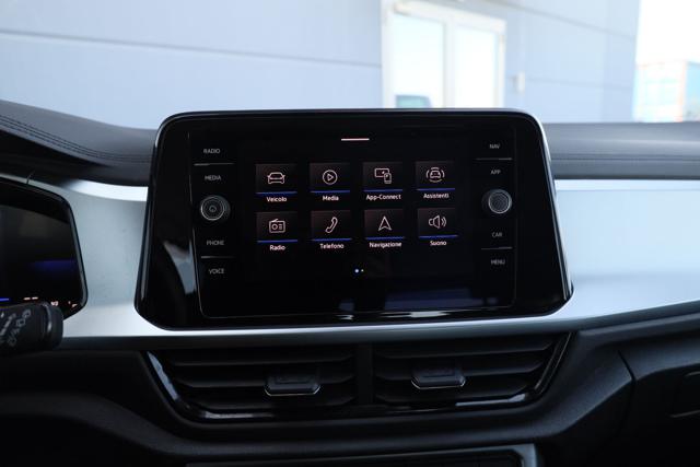 VOLKSWAGEN T-Roc usata, con Volante multifunzione