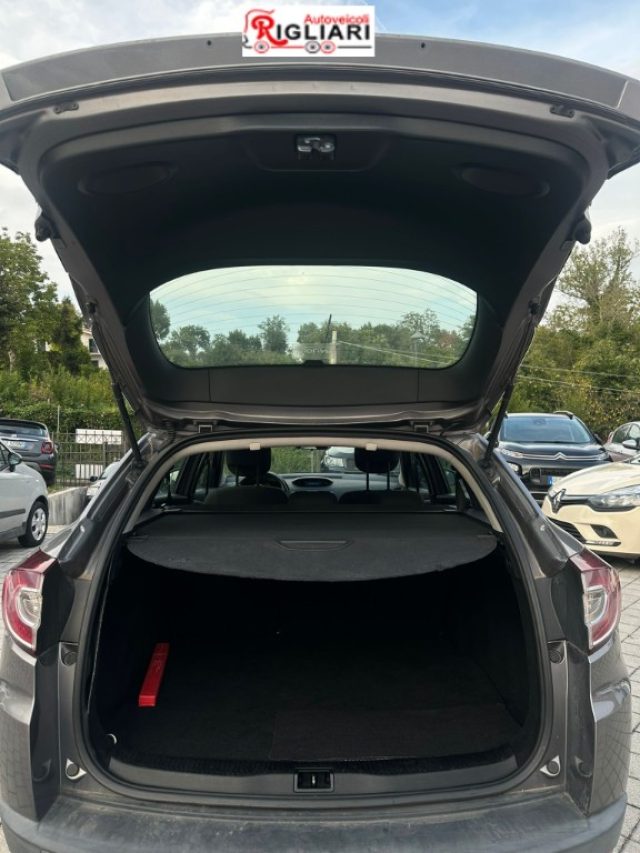RENAULT Megane usata 12