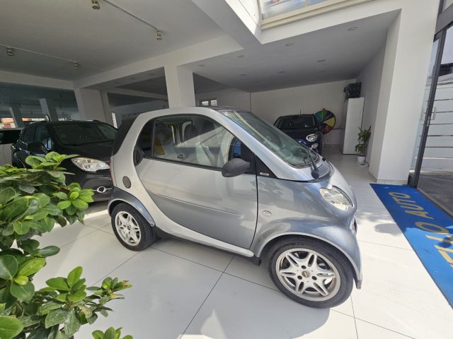 SMART ForTwo usata, con Bluetooth