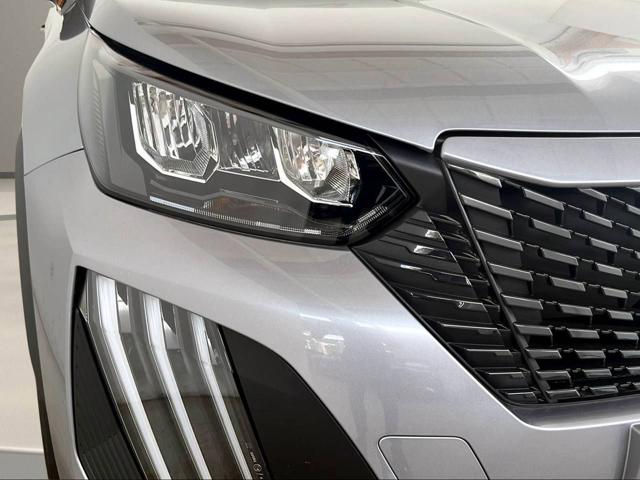 PEUGEOT 2008 usata, con Volante multifunzione
