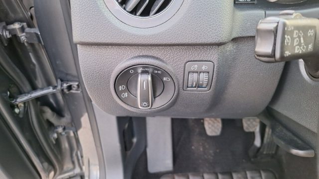 VOLKSWAGEN Tiguan usata, con Airbag testa