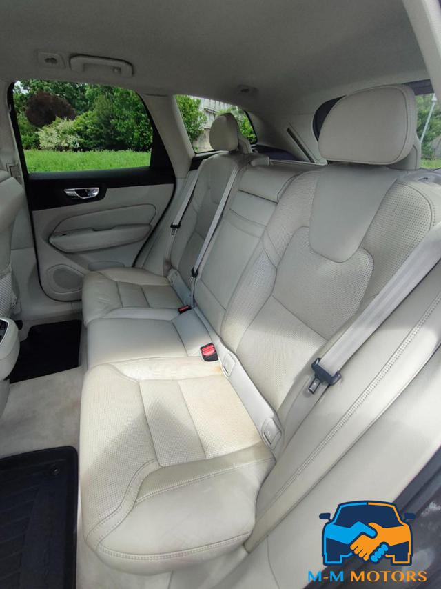 VOLVO XC60 usata, con Fendinebbia
