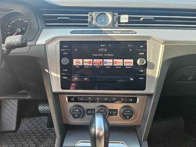 VOLKSWAGEN Passat Variant usata, con Cruise Control