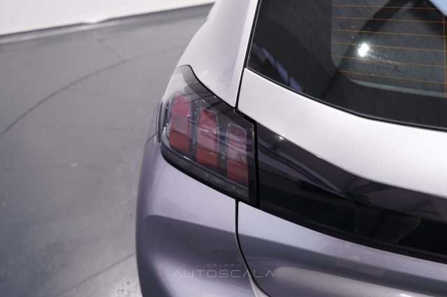 PEUGEOT 208 usata, con Apple CarPlay