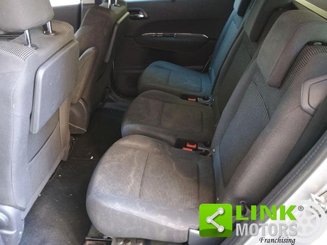 PEUGEOT 5008 usata, con Lettore CD