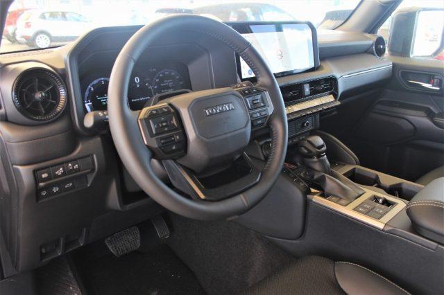TOYOTA Land Cruiser usata, con Cruise Control
