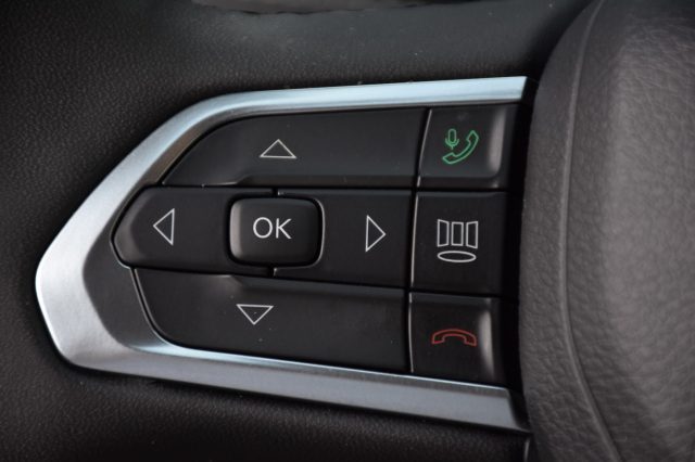 JEEP Compass usata, con Volante in pelle
