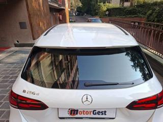 MERCEDES-BENZ B 180 usata, con Volante multifunzione