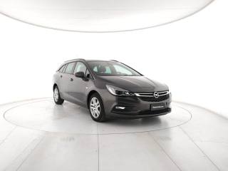 OPEL Astra usata, con Autoradio