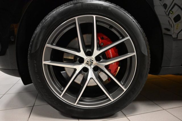 PORSCHE Macan usata 134