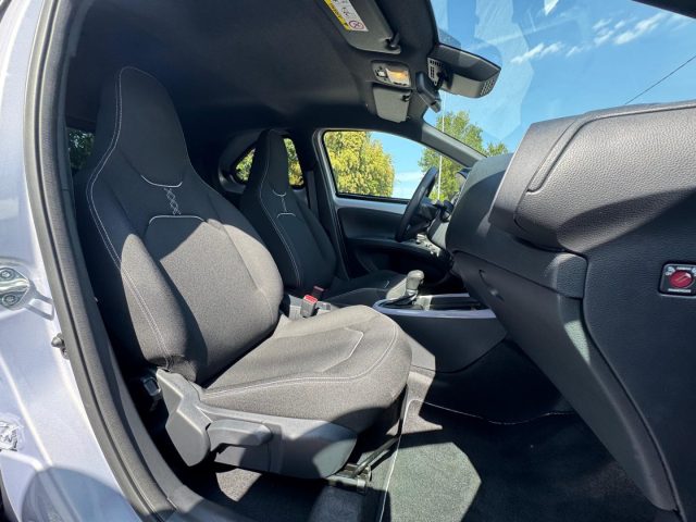 TOYOTA Aygo X usata, con USB