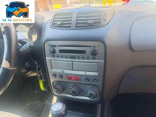 ALFA ROMEO 147 usata, con Climatizzatore