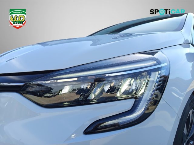 RENAULT Clio usata, con Specchietti laterali elettrici