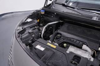 PEUGEOT 5008 usata, con Android Auto