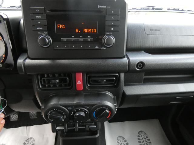 SUZUKI Jimny usata, con USB