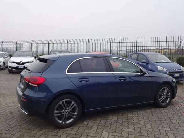 MERCEDES-BENZ A 220 usata, con Alzacristalli elettrici