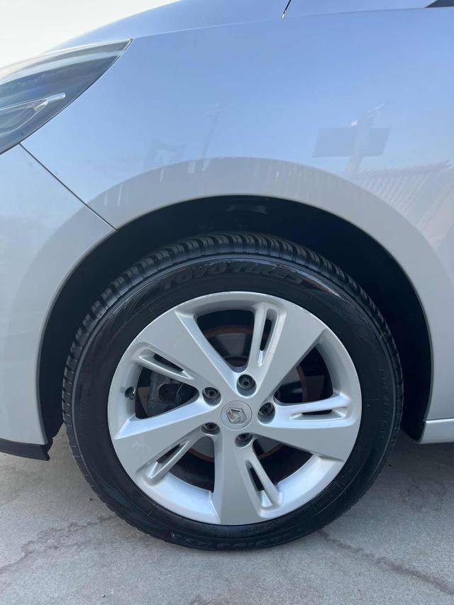 RENAULT Scenic usata, con Servosterzo