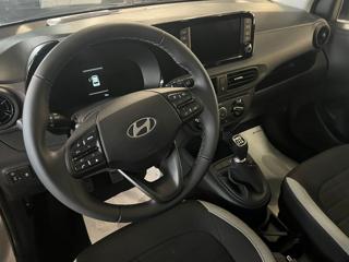 HYUNDAI i10 usata, con Autoradio