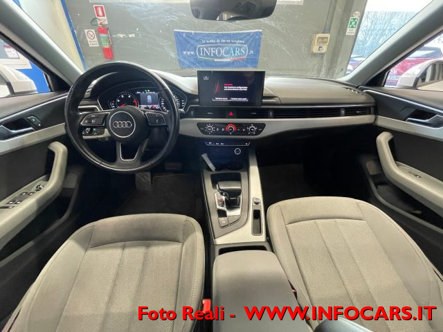 AUDI A4 usata, con Autoradio digitale