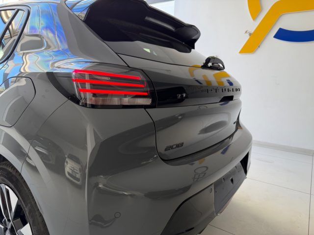 PEUGEOT 208 usata, con Vivavoce