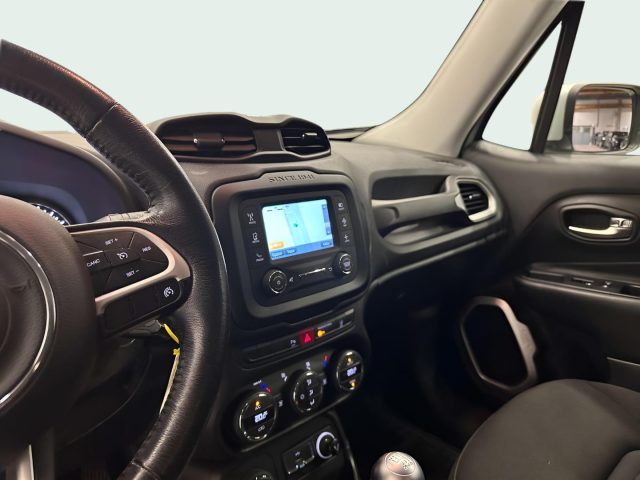 JEEP Renegade usata, con USB