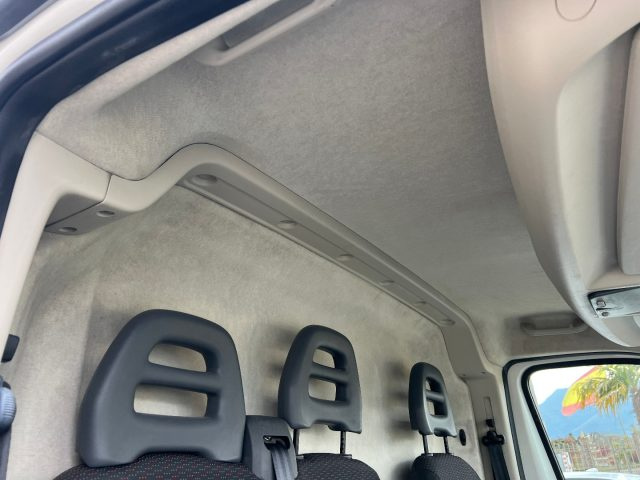 PEUGEOT Boxer usata, con Climatizzatore