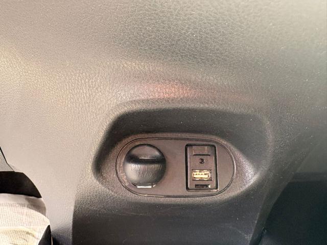 TOYOTA Yaris usata, con Vivavoce