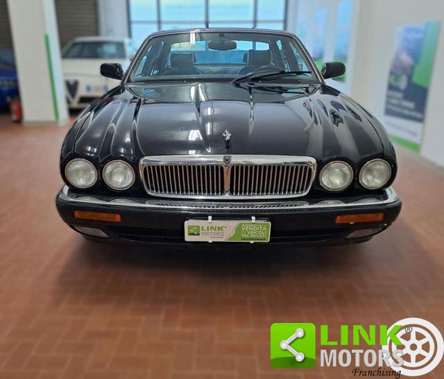 JAGUAR XJ6 usata, con Alzacristalli elettrici