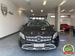 MERCEDES-BENZ GLA 200 usata, con Airbag