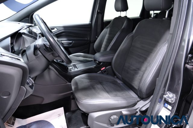 FORD Kuga usata, con USB