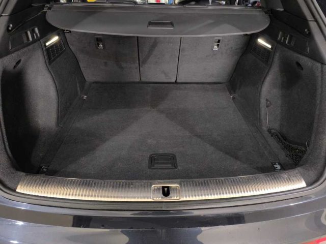 AUDI Q5 usata, con Autoradio digitale