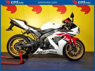 YAMAHA YZF R1