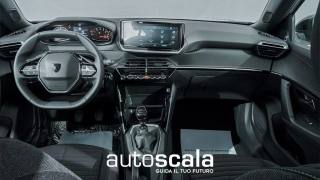 PEUGEOT 2008 usata, con Volante in pelle