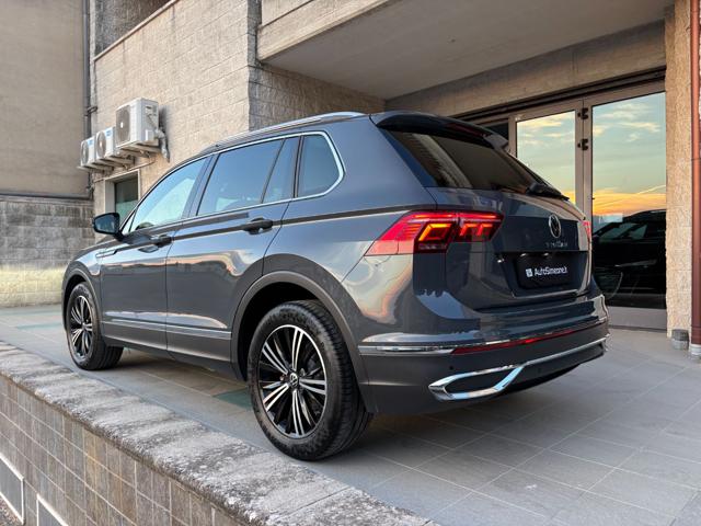 VOLKSWAGEN Tiguan usata, con Boardcomputer