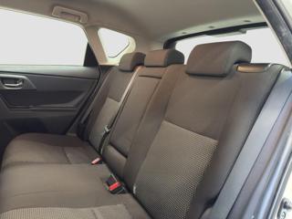 TOYOTA Auris usata, con Cruise Control