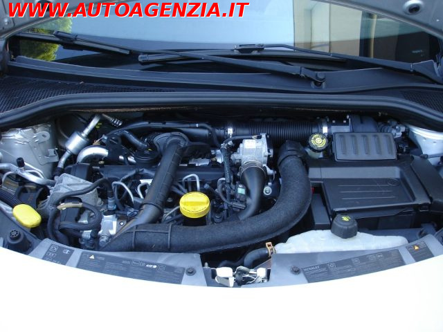 RENAULT Clio usata 11