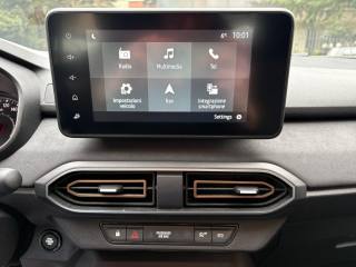 DACIA Sandero usata, con Controllo automatico clima