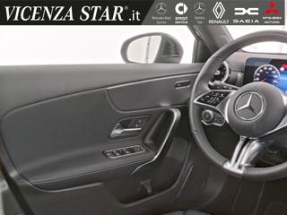 MERCEDES-BENZ A 200 usata, con Controllo automatico clima