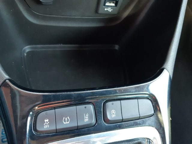 OPEL Crossland X usata, con ESP