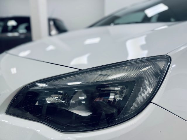 OPEL Astra usata, con Boardcomputer