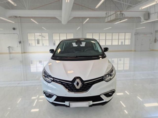 RENAULT Scenic usata, con Autoradio