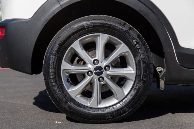 KIA Stonic usata, con Autoradio