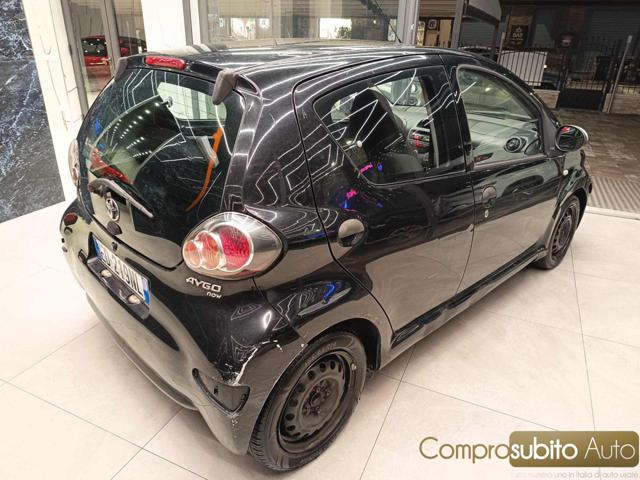 TOYOTA Aygo usata, con Chiusura centralizzata