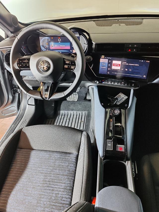 ALFA ROMEO Junior usata, con Park Distance Control