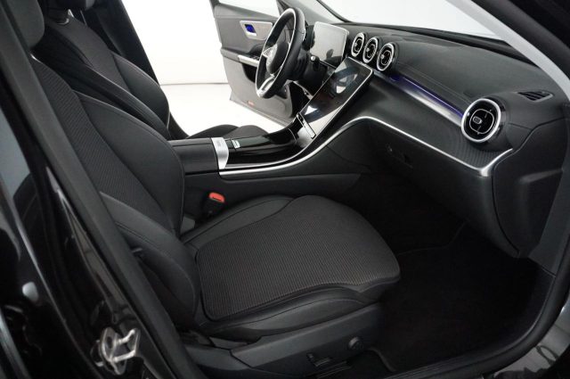 MERCEDES-BENZ C 220 usata, con Chiusura centralizzata
