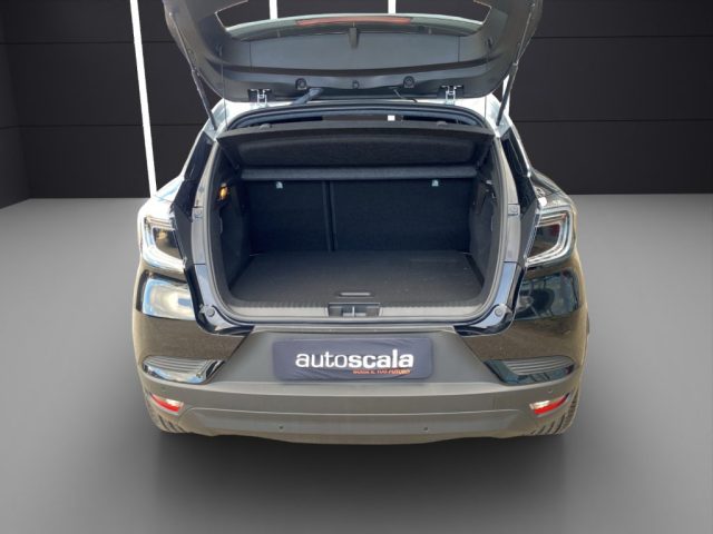 RENAULT Captur usata, con Autoradio digitale