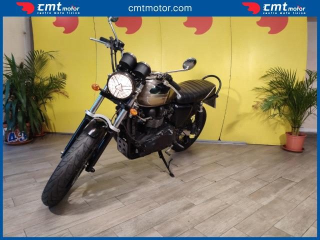 TRIUMPH Bonneville T100 usata 1